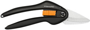 YLEISLEIKKURI SINGLE STEP FISKARS - Kirveet ja puutarhatyökalut - FS111280 - 1