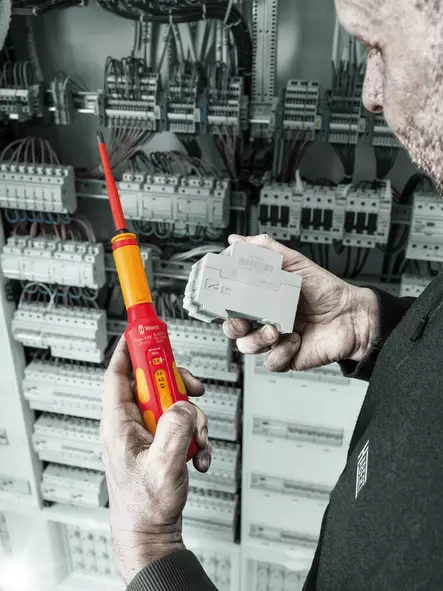 7516 VDE Kraftform Safe-Torque Speed -momenttiruuvitaltta, 2,4-4,0 Nm - Momenttityökalut - 05075876001 - 2