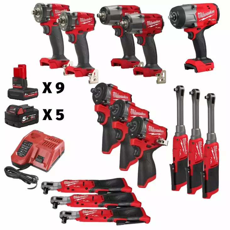 Milwaukee Konepaketti Autohuoltamolle - Akkukonesarjat - MWAUTOHUOLTOSET-2 - 1