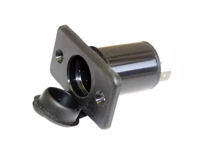 SAVUKKEENSYTYTINPISTORASIA 12V - USB-laturit, pistokkeet ja adapterit - 1800-0304 - 1