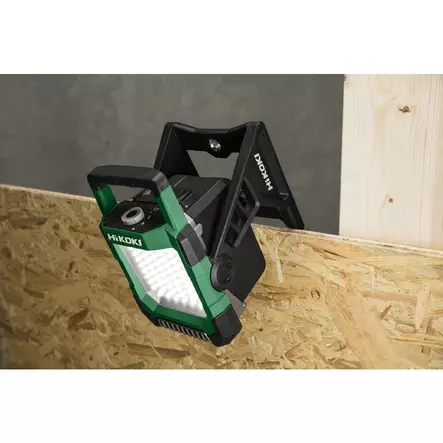 TYÖVALAISIN 18V UB18DC RUNKO 4000LUM - Akkuvalaisimet - HI68010415 - 2