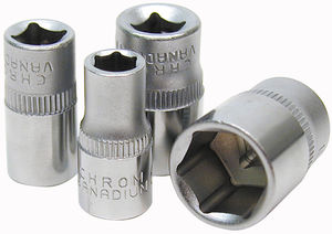 HYLSY 1/4" VÄÄNTIÖ LYHYT - Hylsyt - XD02106 - 1