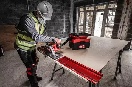 MILWAUKEE OHJAUSKISKO GR2700 - Käsisirkkelit - MW479067 - 2